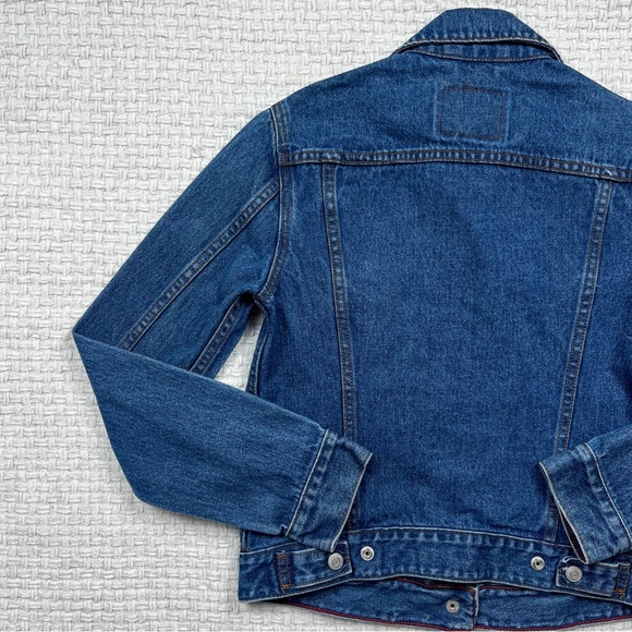 Y2K Levi’s Denim Jacket - Picture 7 of 7